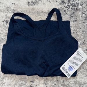 Lululemon NWT Ebb to Street Tank Size 8
